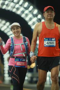 BIB: 45275, 42615
                            <button type="button" onclick="openModal(21213811)" class="btn btn-primary btn-sm float-right btn-popup" data-toggle="modal" data-target=".modal-high-quality">
                        <i class="fas fa-shopping-cart"></i> Add to Cart
                    </button>
                                            <button type="button" onclick="isThisMe(21213811, true)" class="btn btn-success btn-sm float-right btn-popup btn-isme hidden" data-toggle="tooltip" data-placement="bottom" title="นี่คือรูปของคุณใช่ไหม คลิกที่นี่เพื่อเอาเข้าอัลบั้ม">
                        <i class="fas fa-plus"></i> Add to album
                    </button>
                    <button type="button" onclick="isThisMe(21213811, false)" class="btn btn-warning btn-sm float-right btn-popup btn-isnotme hidden">
                        <i class="fas fa-ban"></i> Remove from album
                    </button>